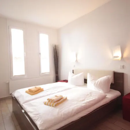 Warnemuende Pier 1 Apartamento *