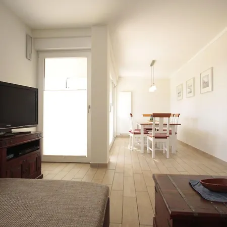 Apartamento Warnemuende Pier 1 *